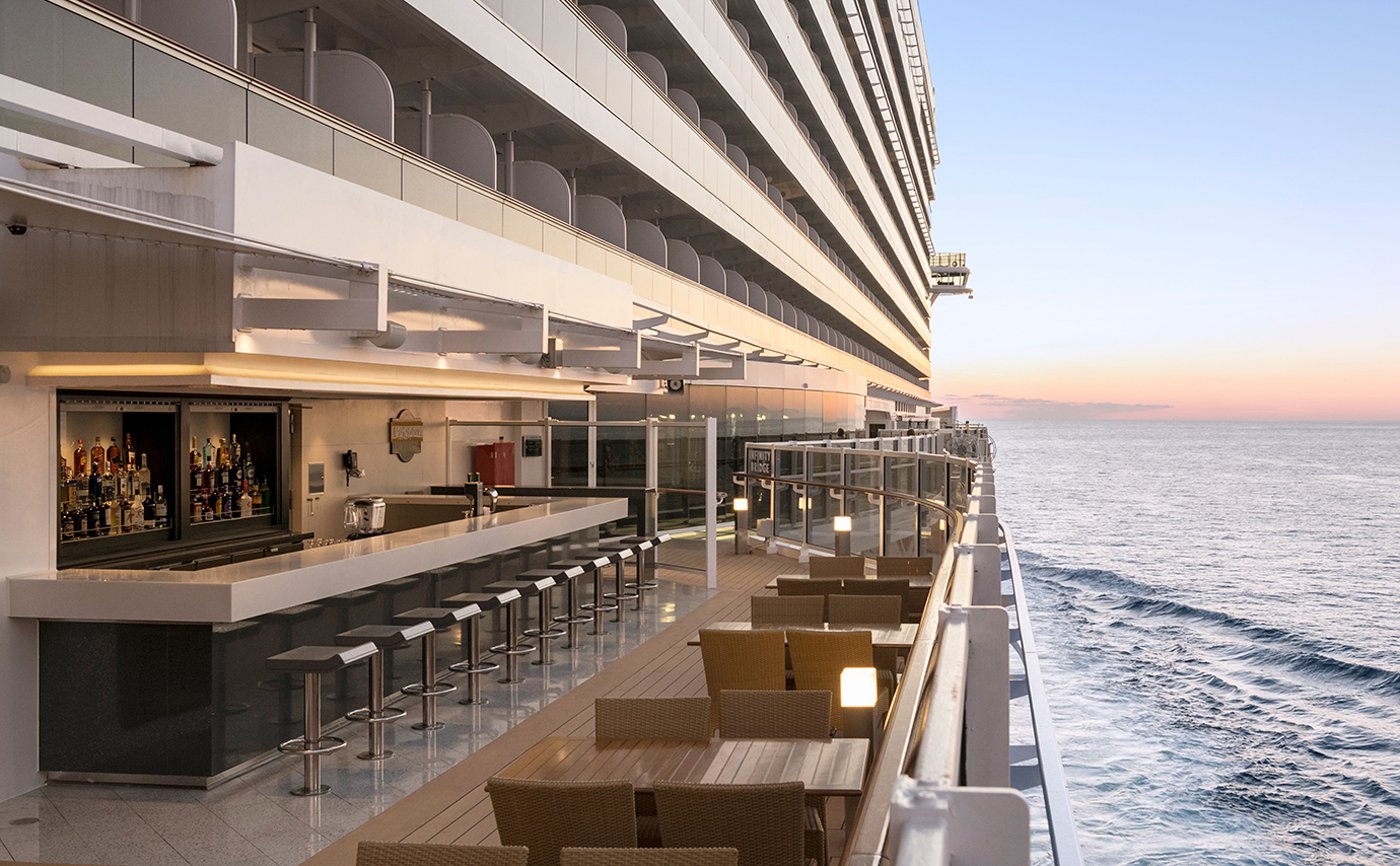 Day and Night Bars, Outdoor Bars | MSC Cruises
