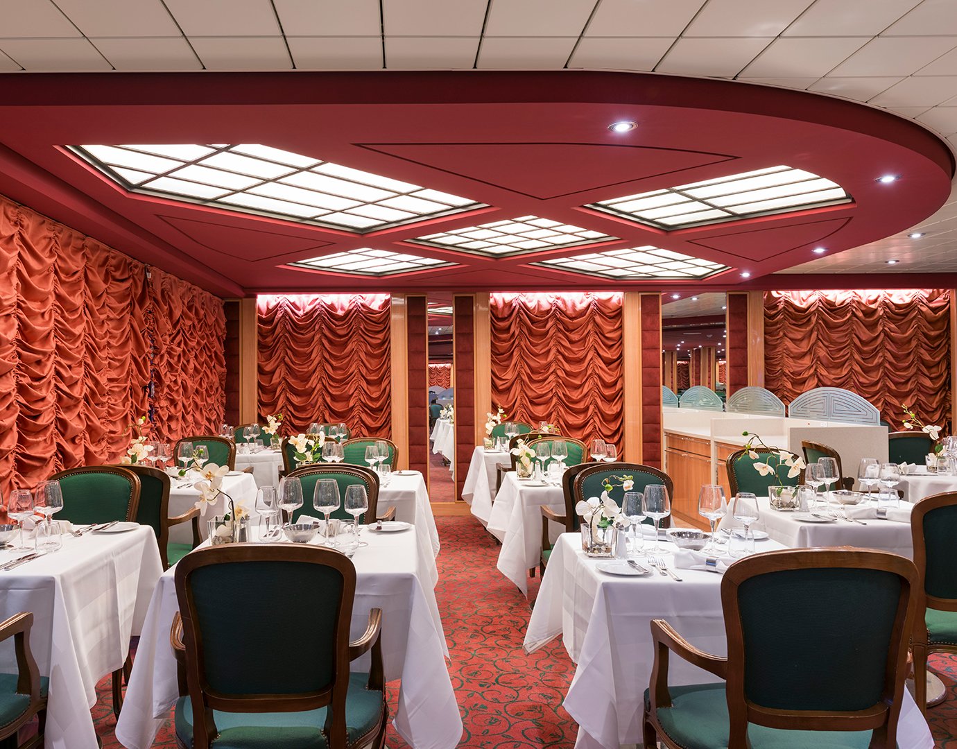 MSC Cruises armonia restaurant la pergola MSC Cruises armonia restaurant la pergola