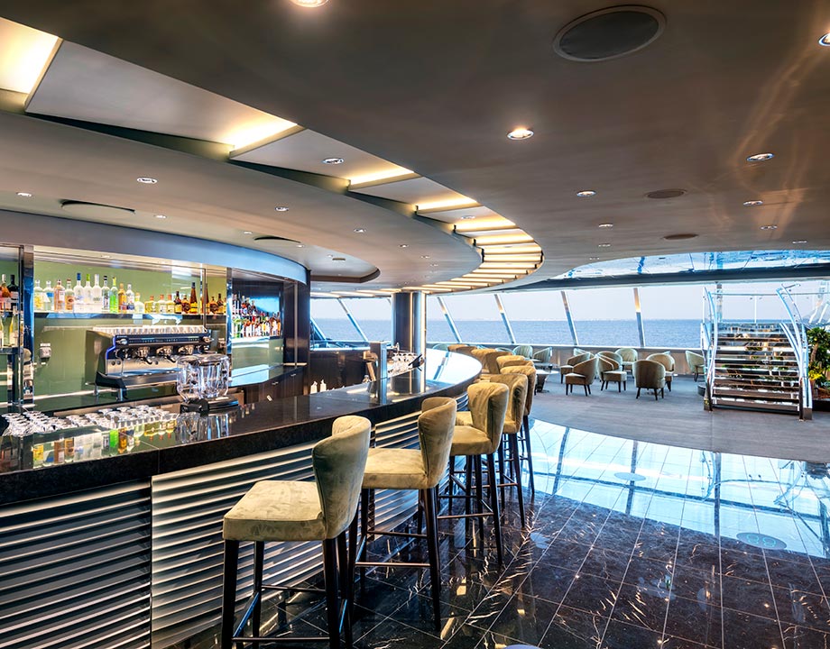 MSC Yacht Club Top Sail Lounge, MSC Virtuosa | MSC Cruises MSC Yacht Club Top Sail Lounge, MSC Virtuosa | MSC Cruises