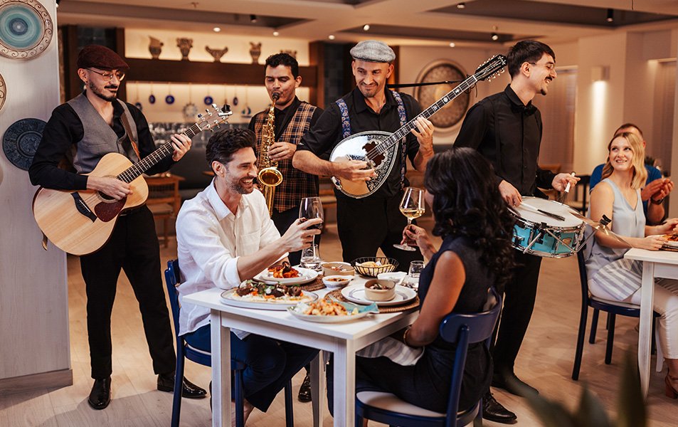 Paxos - Greek Taverna, MSC World America | MSC Cruises